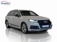 Pogled desno spredaj