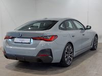 Вид сзади справа