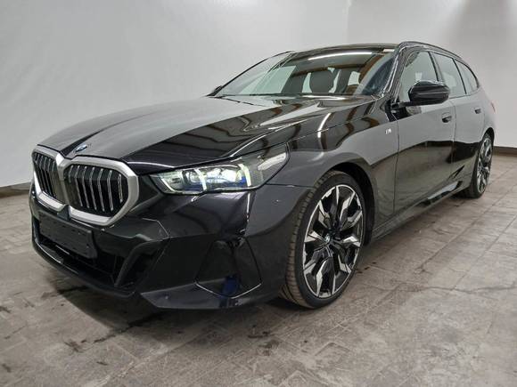 Pogled od napred levo