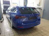 Widok z tyłu po stronie lewej