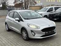 Вид спереди справа