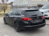 Вид сзади слева