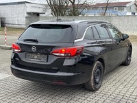 Вид сзади справа