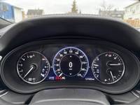 Вид на приборную панель