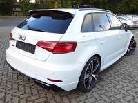 Widok z tyłu po stronie prawej