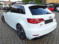 Widok z tyłu po stronie lewej