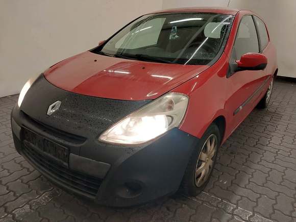 Widok z przodu po stronie lewej