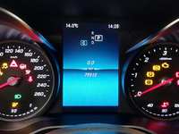 Pohled na přístrojovou desku