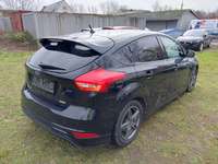 Pogled od pozadi desno