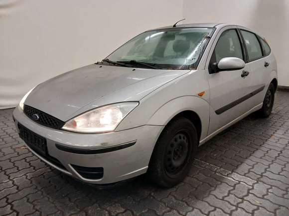 Widok z przodu po stronie lewej