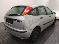 Widok z tyłu po stronie prawej