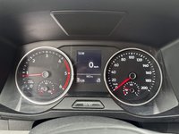 Pohled na přístrojovou desku