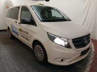 Pogled od napred  desno