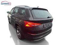 Вид сзади слева