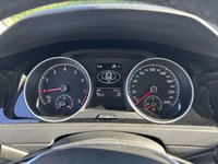 Вид на приборную панель