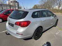 Вид сзади справа