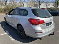 Вид сзади слева