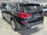 Вид сзади слева