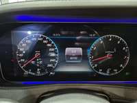 Pohled na přístrojovou desku