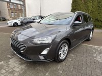 Вид спереди слева