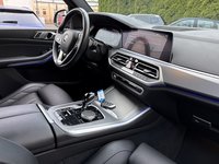 Вид на салон