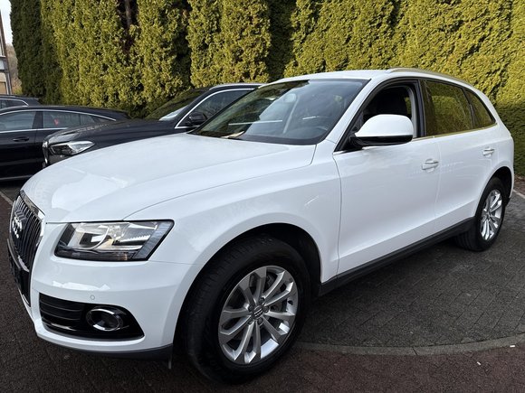 Вид спереди слева