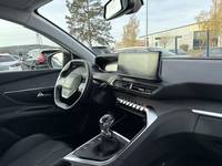 Вид на салон