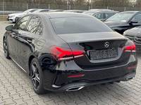 Вид сзади слева