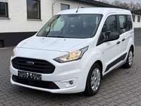 Вид спереди слева