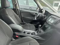 Вид на салон