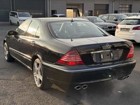 Вид сзади слева