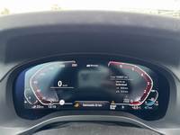 Pohľad na združený prístroj na palubnej doske