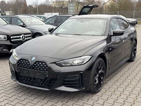 Вид спереди слева