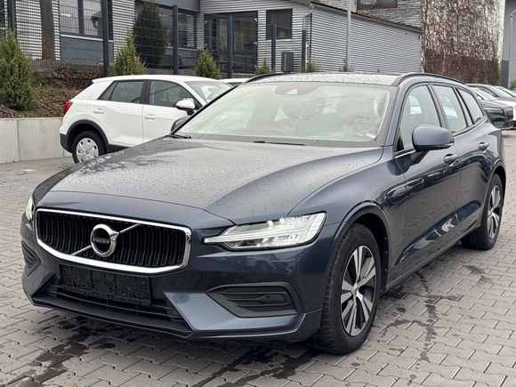 Вид спереди слева