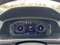 Вид на приборную панель