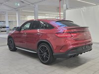 Вид сзади слева