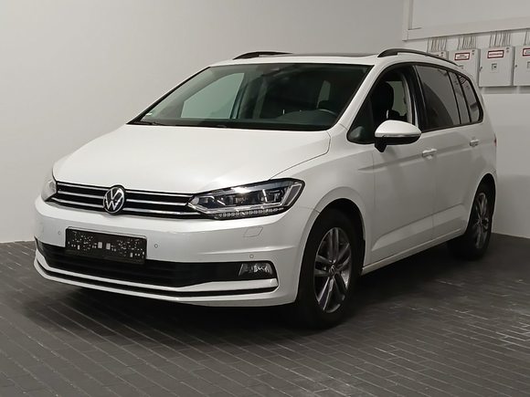 Pogled od napred levo