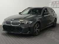 Pogled od napred levo