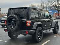 Вид сзади справа