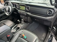 Вид на салон