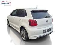 Вид сзади слева