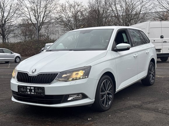 Náhled zpředu zleva