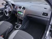 Вид на салон