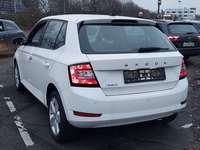 Вид сзади слева