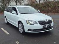 Вид спереди справа