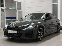 Pogled od napred levo