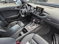 Вид на салон