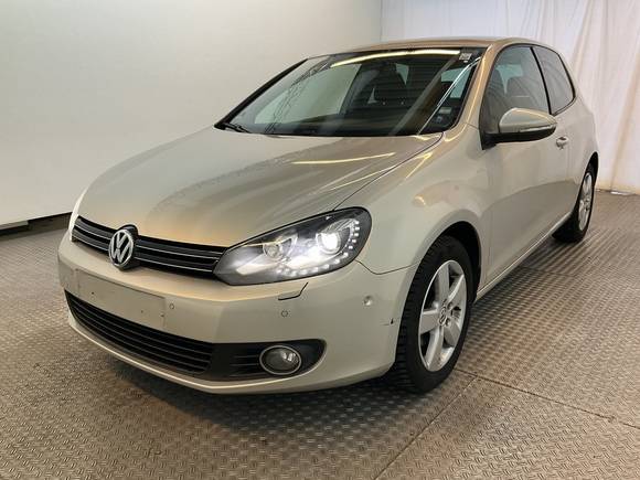 Vaizdas iš priekio kairės