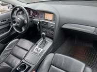 Вид на салон