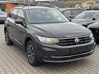 Вид спереди справа